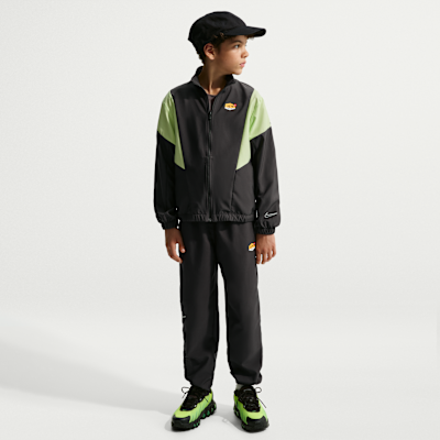 Kylian Mbappé Older Kids' Full-Zip Woven Football Tracksuit. Nike LU